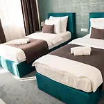 Vezir Palace فندق ترافنيك