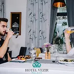 Vezir Palace ترافنيك