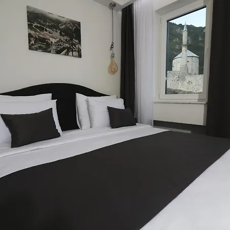 Vezir Palace 酒店 特拉夫尼克