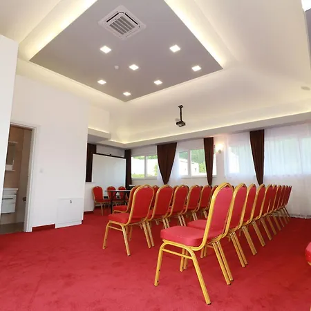 Vezir Palace 特拉夫尼克